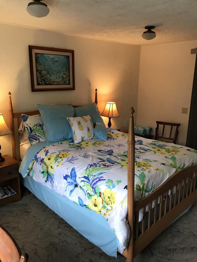 Hale Maluhia Country Inn Kailua-Kona Ngoại thất bức ảnh